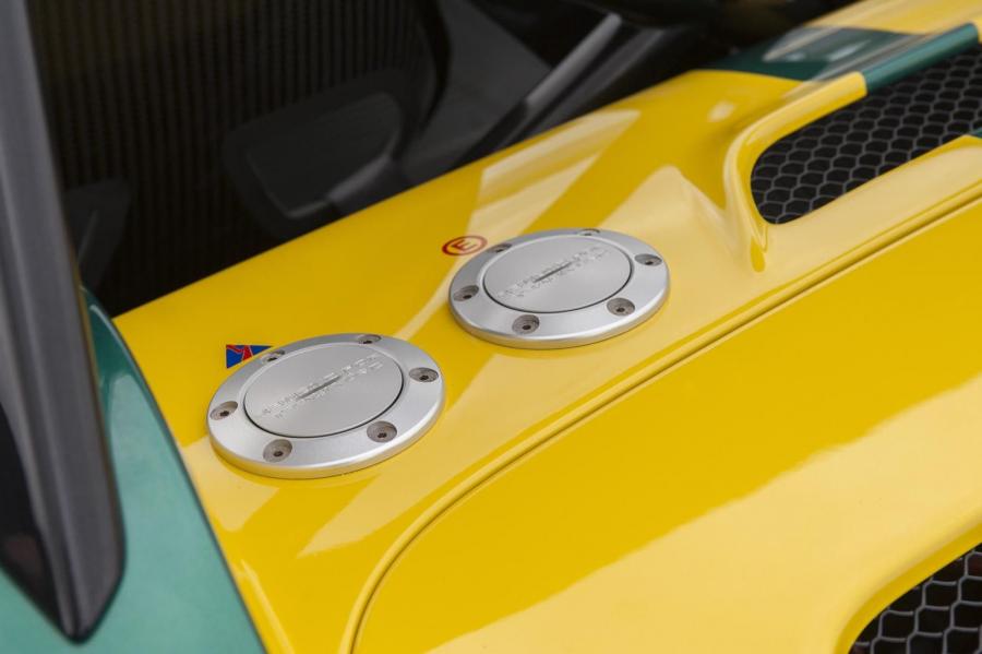  Lotus 3-Eleven 2015 года  (фото 13 из 13)